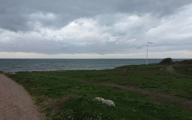 Pet Friendly Holiday Home in Dronningmølle near Sea