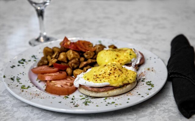 Hotel Indigo Dallas Downtown by IHG