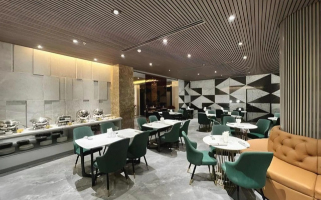 Le Duy Hotel