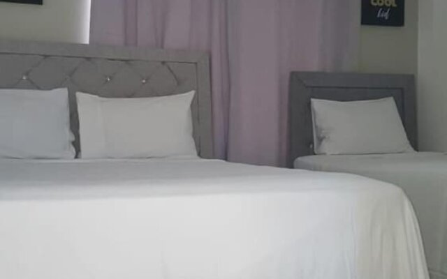 Hotel Casa Docia - Double Room With Balcony 2 Adults 1 Child - 2