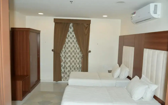 Al Taj Towers Hotel Apartments