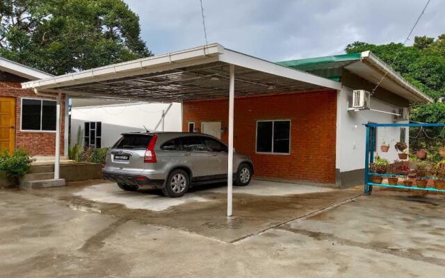 OYO Homes 90608 Kampung Sungai R&R,Homestay And Ecofarm