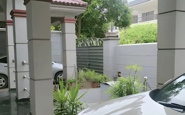 Imperial Lodges Family Guesthouse