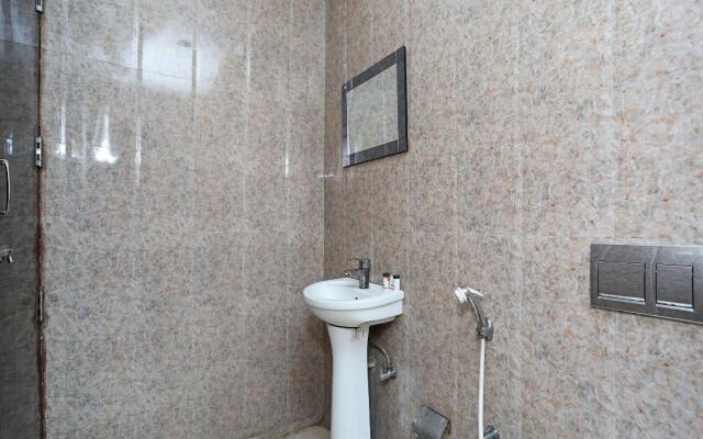 OYO 12779 5 seas Hotel and Banquet