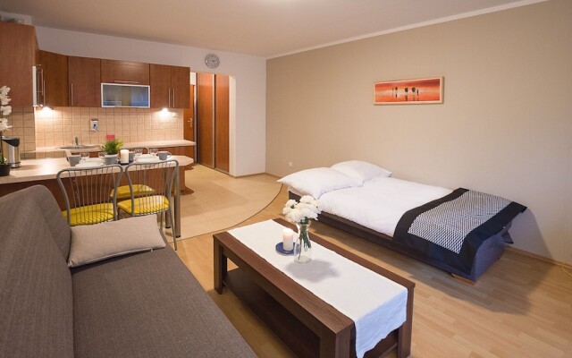 VacationClub - Zdrojowa Apartments