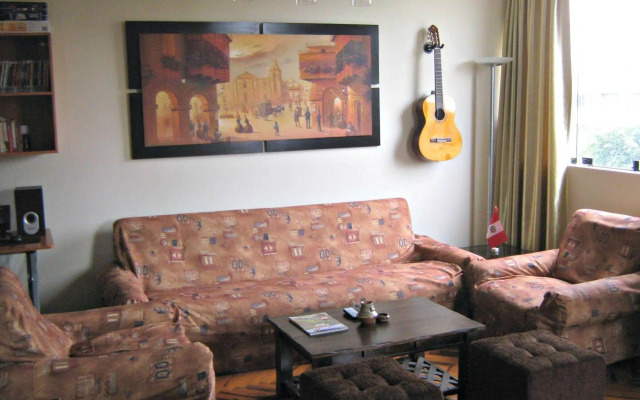 Lima Backpackers