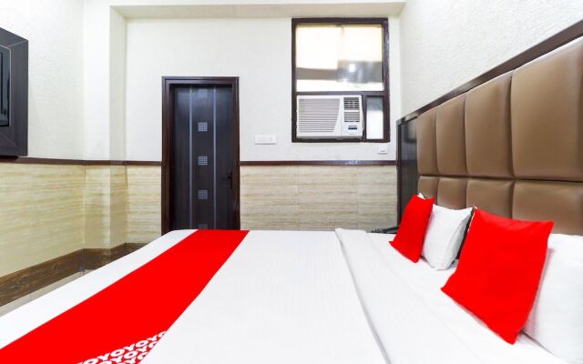 Oyo 46437 Malik Regency