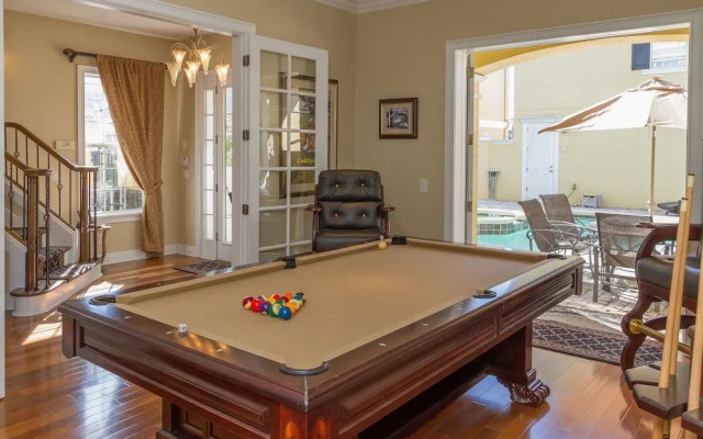 Reunion Disney Villa