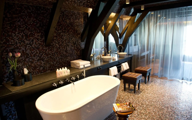 Canal House