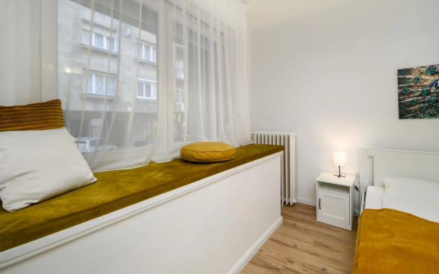 Stylish spot by the River Danube