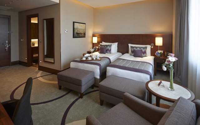Crowne Plaza Istanbul - Oryapark by IHG