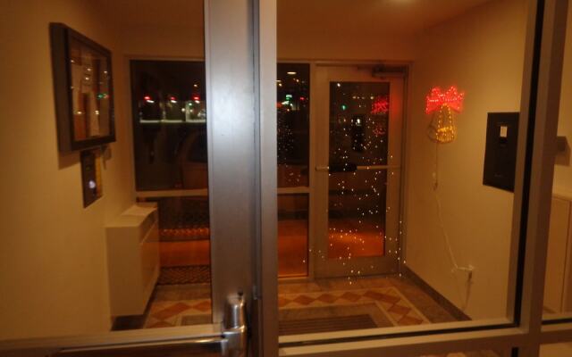 Riverview Suites Apartments
