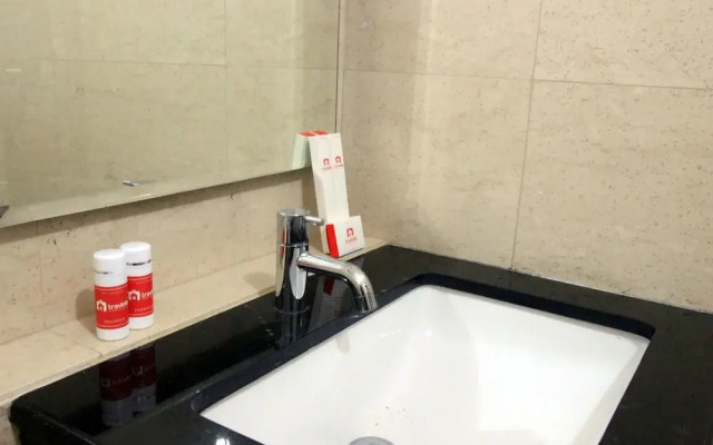 Suite L'avenue Apartment Pancoran