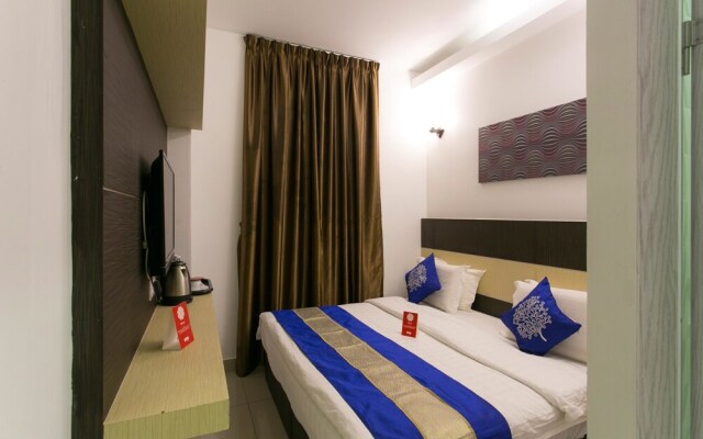 OYO 286 Uptown Hotel