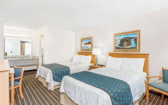 Days Inn by Wyndham Jefferson