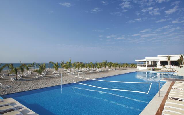 Hotel Riu Playa Blanca - All Inclusive