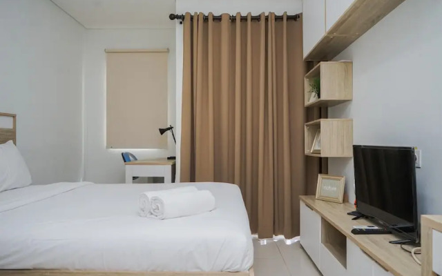 Relaxing Studio Apartment Springwood Residence Tangerang