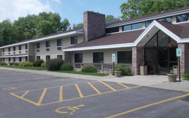 Boarders Inn & Suites by Cobblestone Hotels - Ripon