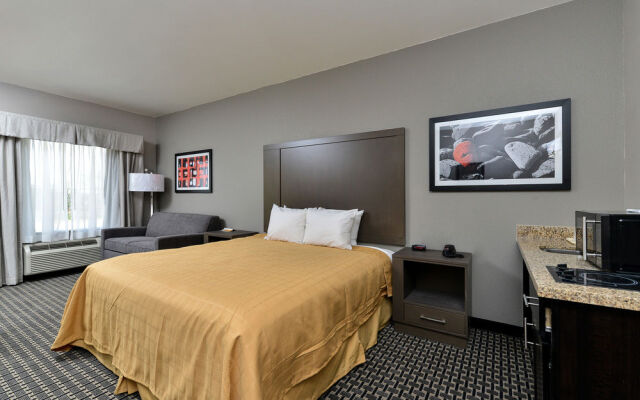 Quality Inn & Suites