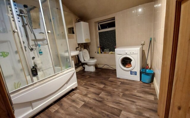 2-bedroom Apartment in Manchester Entire Flat