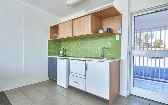 Harbourview Serviced Apartments
