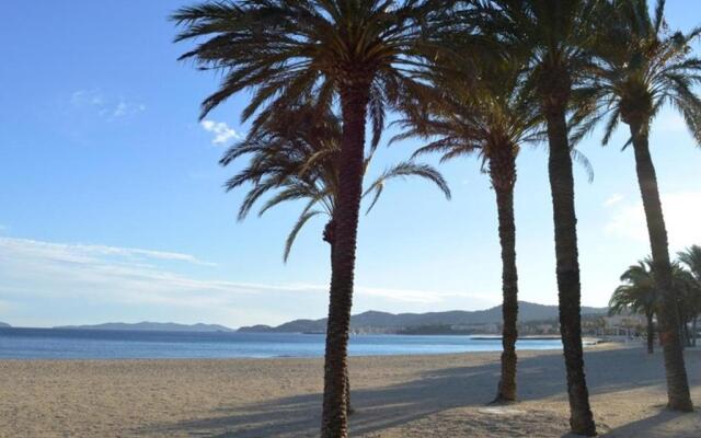 Appartement Le Lavandou, 2 pièces, 4 personnes - FR-1-251-93