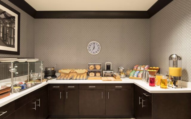 DoubleTree by Hilton Schenectady