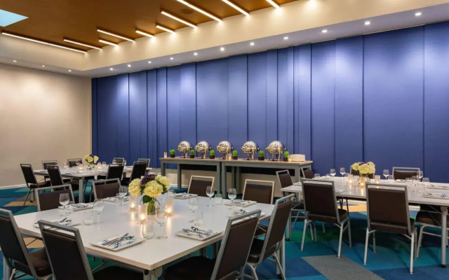 Element Harrison - Newark