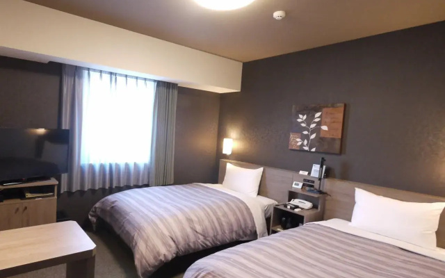 Hotel Route Inn Chiba Hamano