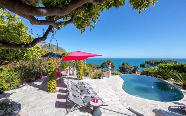 Luxury Villa Panorama