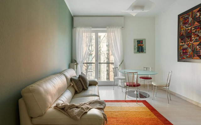 Wide & Modern apt close to China Town & Sempione area