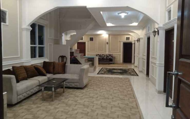 Homestay Pakuwojo Sikunir Syariah – Hotel Rooms – Wonosobo