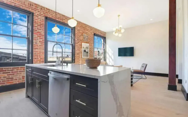 Roami at The Brassline