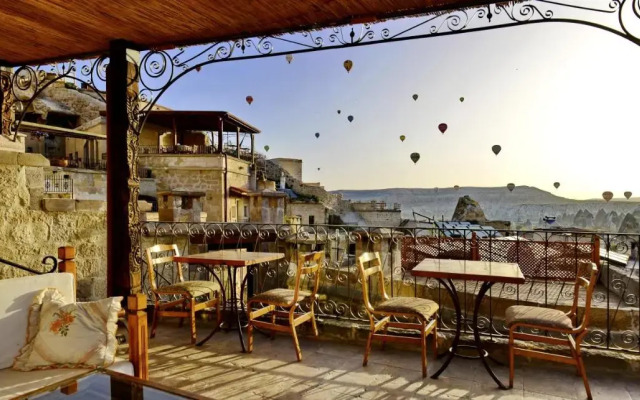 Terra Cave Hotel