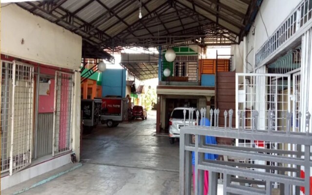 OYO 93071 Home Stay Kembar Syariah