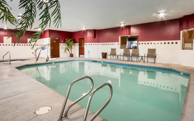 Comfort Inn Portland Hotel