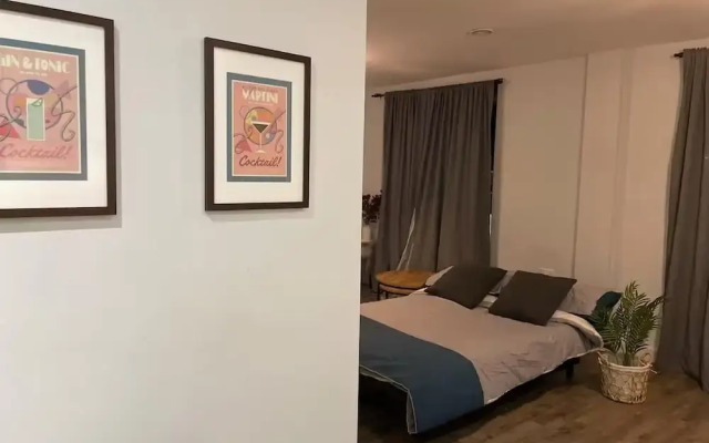 Stylish Retreat - Sleeps 6 Terrace-2bedroom-petsok