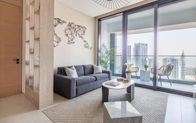 Frank Porter - The Address JBR