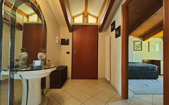 Ampio Trilocale Con Terrazzo