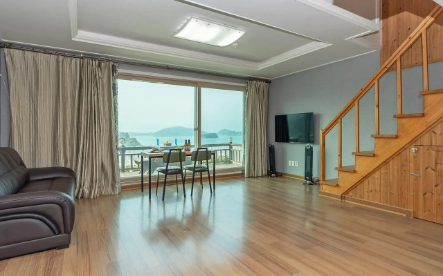 Yeosu Province Pension