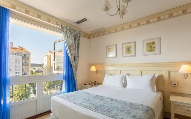 Suite com cozinha dentro de hotel ILCTOP