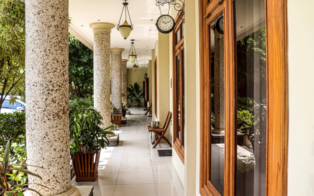 Paseban Sena Ballroom and Boutique Hotel