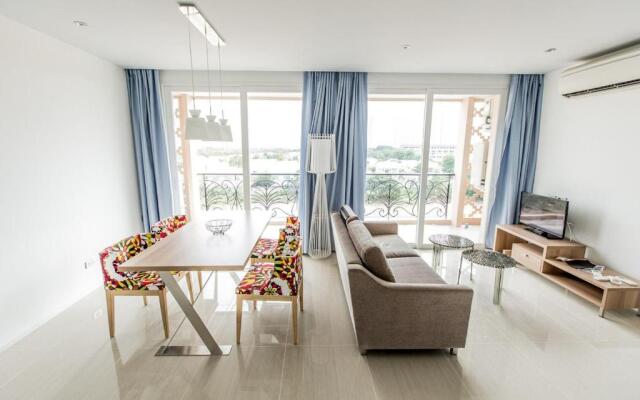 Atlantis Condo Resort By Anatoly