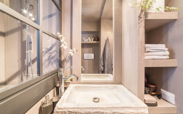 Navona Luxury & Charming Apartment