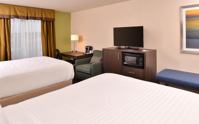 Holiday Inn Express & Suites Dearborn SW - Detroit Area, an IHG Hotel