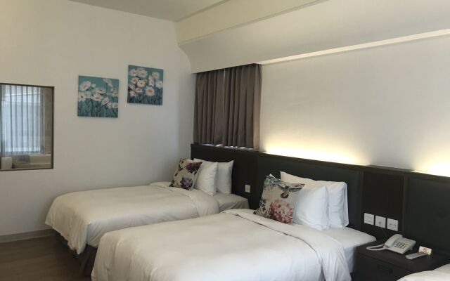 ML Hotel