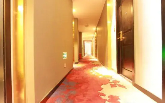 Yujing Saussurea French Style Hotel