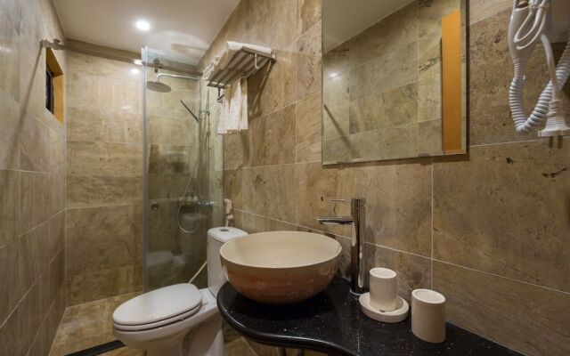 Centraltique Homestay