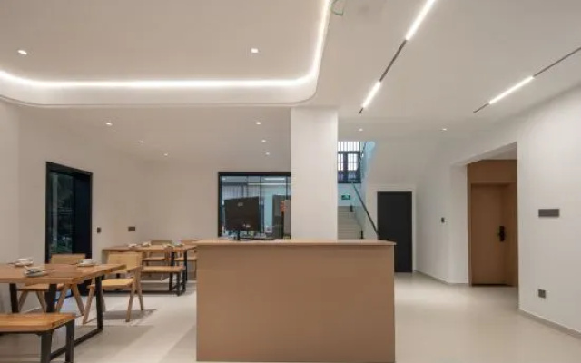 Xuancheng City, Anhui Province, Jing County, Cai Village Town, Shi Village Group 22 – Lobby – Xuancheng