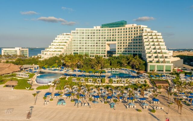 Live Aqua Beach Resort Cancún  - Adults Only - All Inclusive